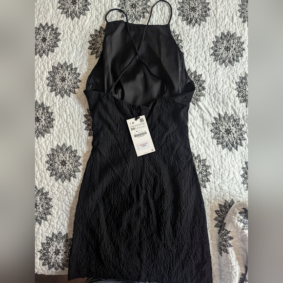 Zara Textured XS Little Black Dress NWT - Picture 5 of 10